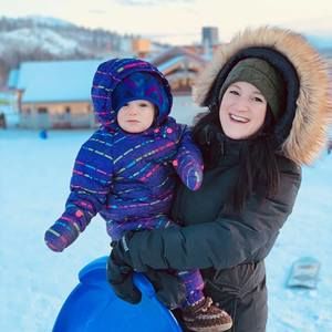 Meet your Posher, Rhea